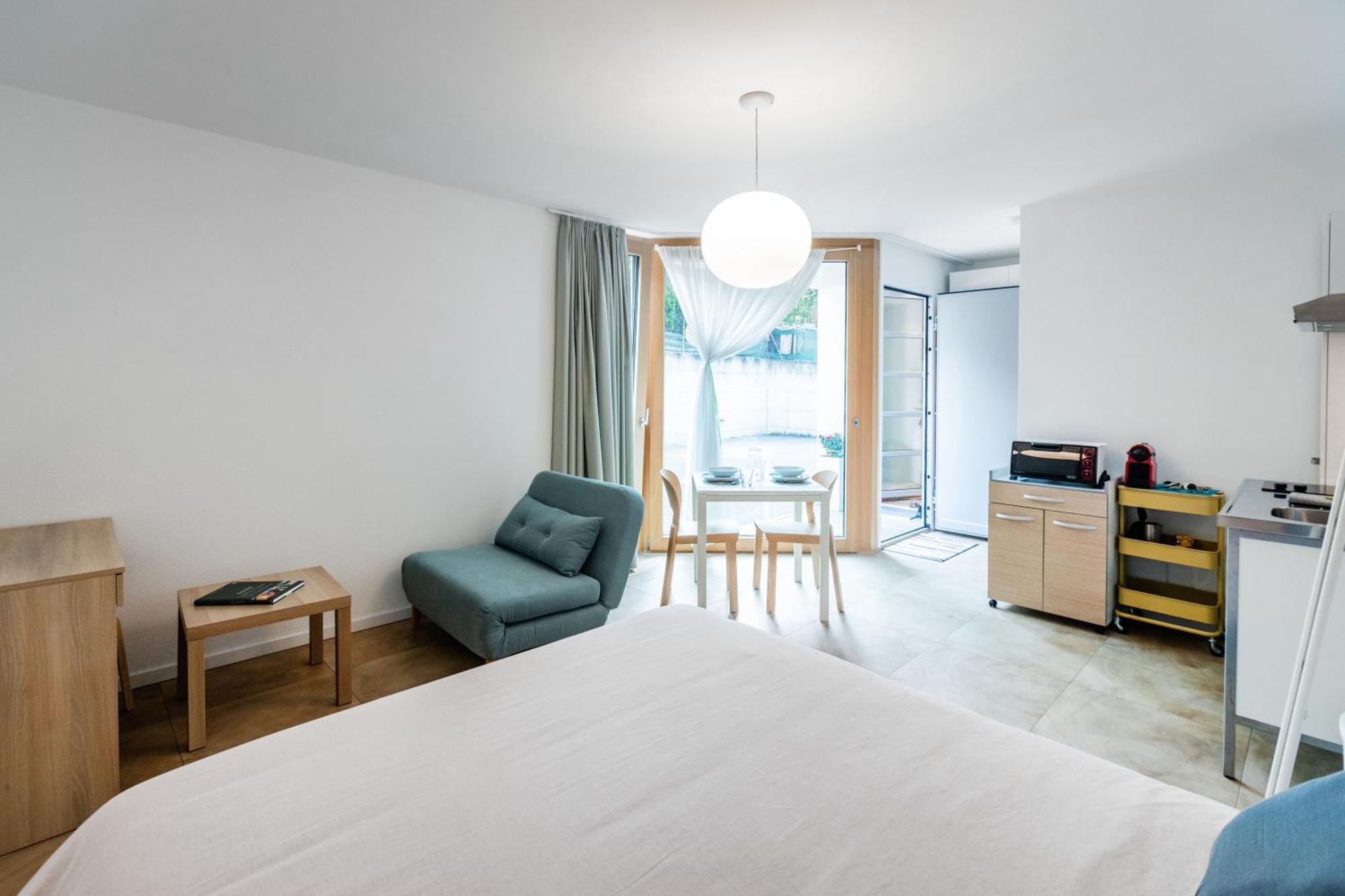 Easy Flat Vezia, Indipendent Entrance, Free Parking Lägenhet Lugano Rum bild