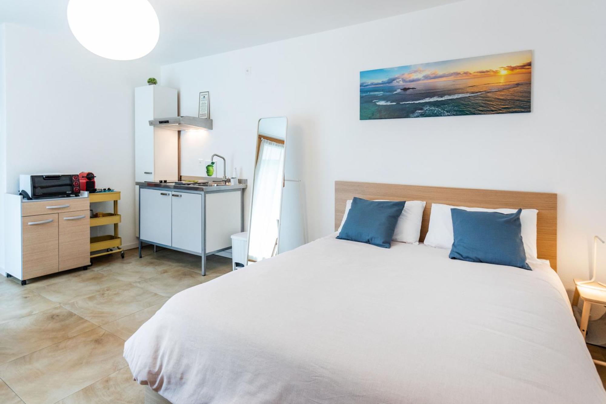Easy Flat Vezia, Indipendent Entrance, Free Parking Lägenhet Lugano Rum bild